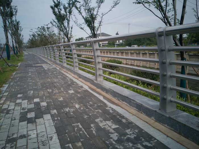 道路不锈钢复合管护栏