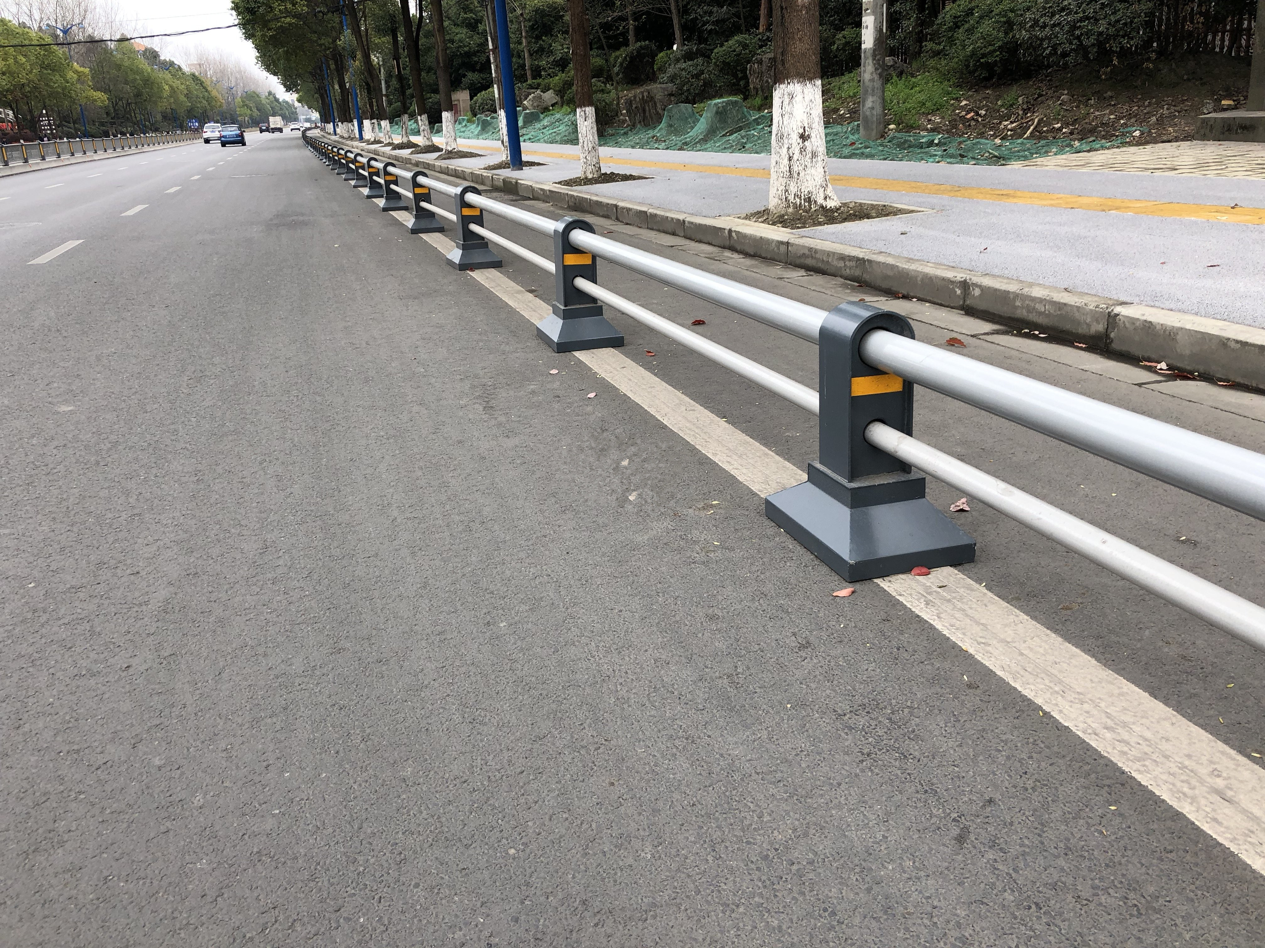 道路隔离护栏，人行道护栏(图1)